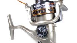 Yoshikawa Saltwater Fishing Spinning Reel Baitrunner Aluminum Spool Handle 11 Ball Bearings CY5000